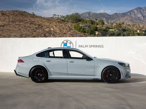 New 2026 BMW M5 w/ Carbon Package image 6