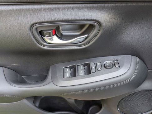 New 2026 Honda HR-V LX image 19