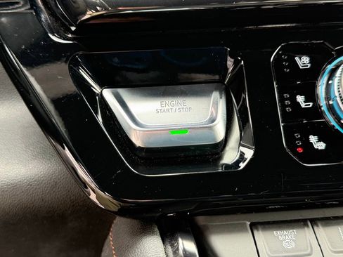 Used 2024 GMC Sierra 2500 AT4 w/ AT4 Premium Plus Package image 31