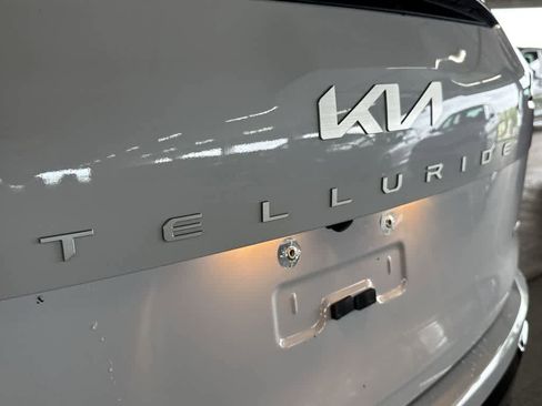 Used 2024 Kia Telluride SX Prestige X-Line AWD/4WD image 11