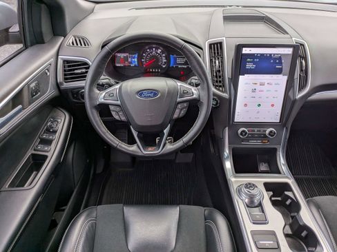 Used 2023 Ford Edge ST image 17
