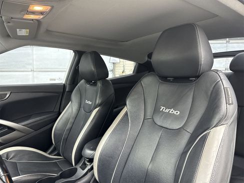 Used 2015 Hyundai Veloster Turbo w/ Option Group 04 image 9