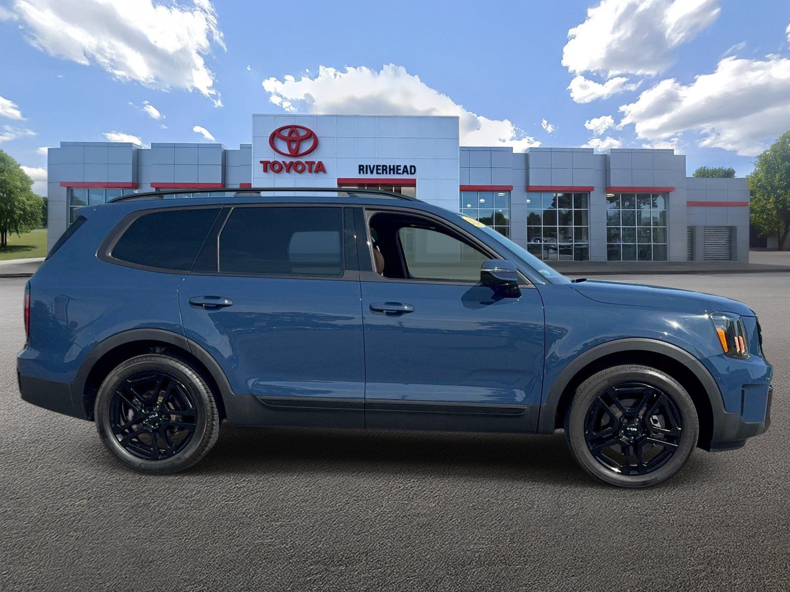 Used 2024 Kia Telluride SX X-Line AWD/4WD image 3