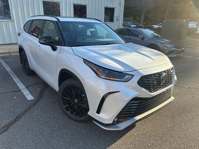 New 2026 Toyota Highlander XSE