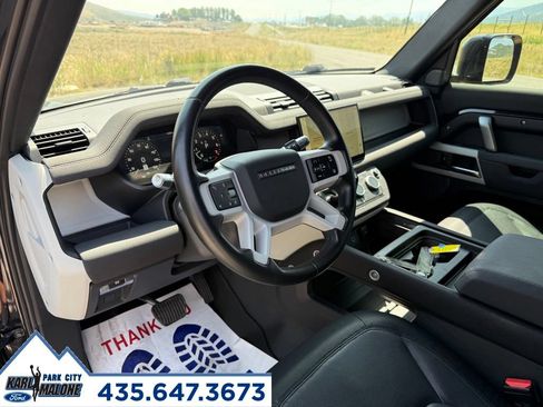 Used 2022 Land Rover Defender 110 X-Dynamic SE AWD/4WD image 15