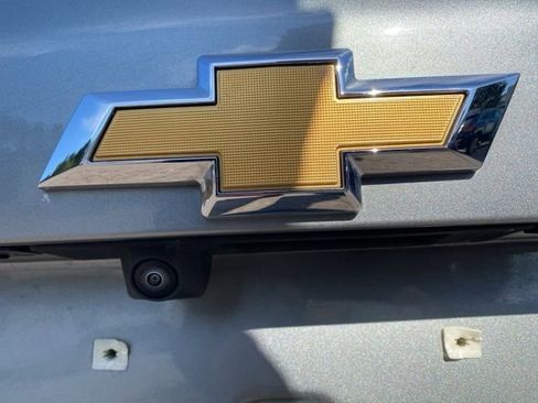 Used 2025 Chevrolet Equinox LT w/ Convenience Package II FWD image 24