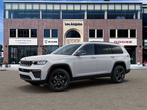 New 2026 Jeep Grand Cherokee L Limited AWD/4WD image 2