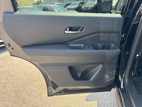 New 2026 Nissan Pathfinder SL AWD/4WD image 15