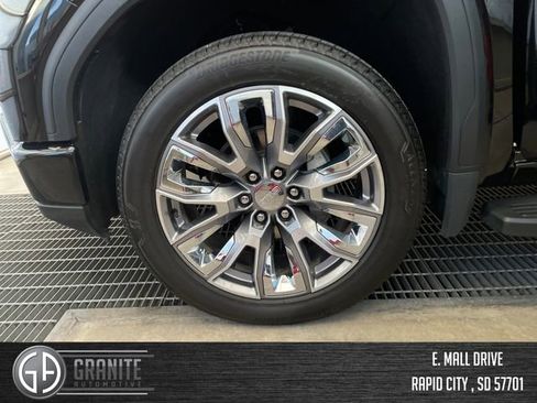 Used 2024 GMC Sierra 1500 Denali AWD/4WD image 33