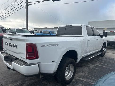 Used 2026 RAM 3500 Laramie w/ Max Tow Package AWD/4WD image 8