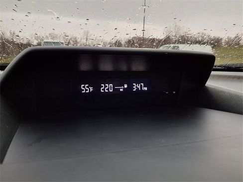 Used 2022 Subaru Forester Premium image 46