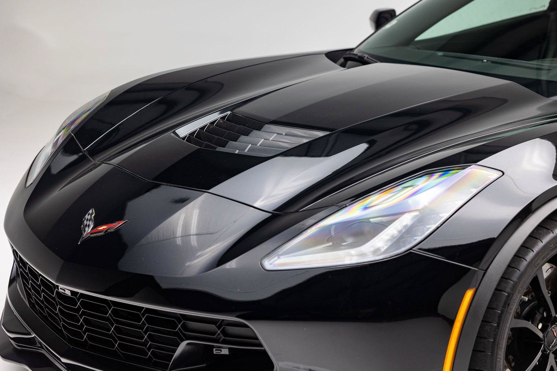 Used 2019 Chevrolet Corvette Grand Sport w/ Carbon Flash Badge Package RWD image 39