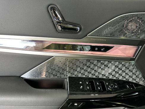 New 2026 BMW 760i xDrive image 8