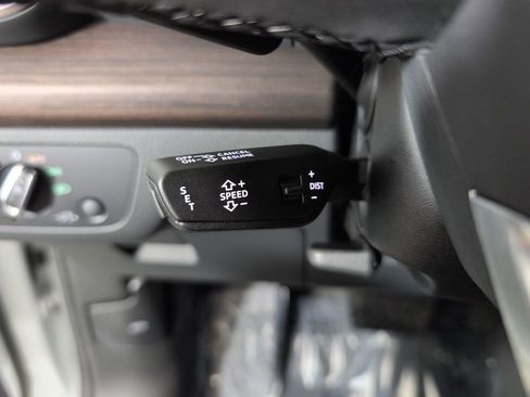 Certified 2024 Audi Q5 2.0T Premium image 15