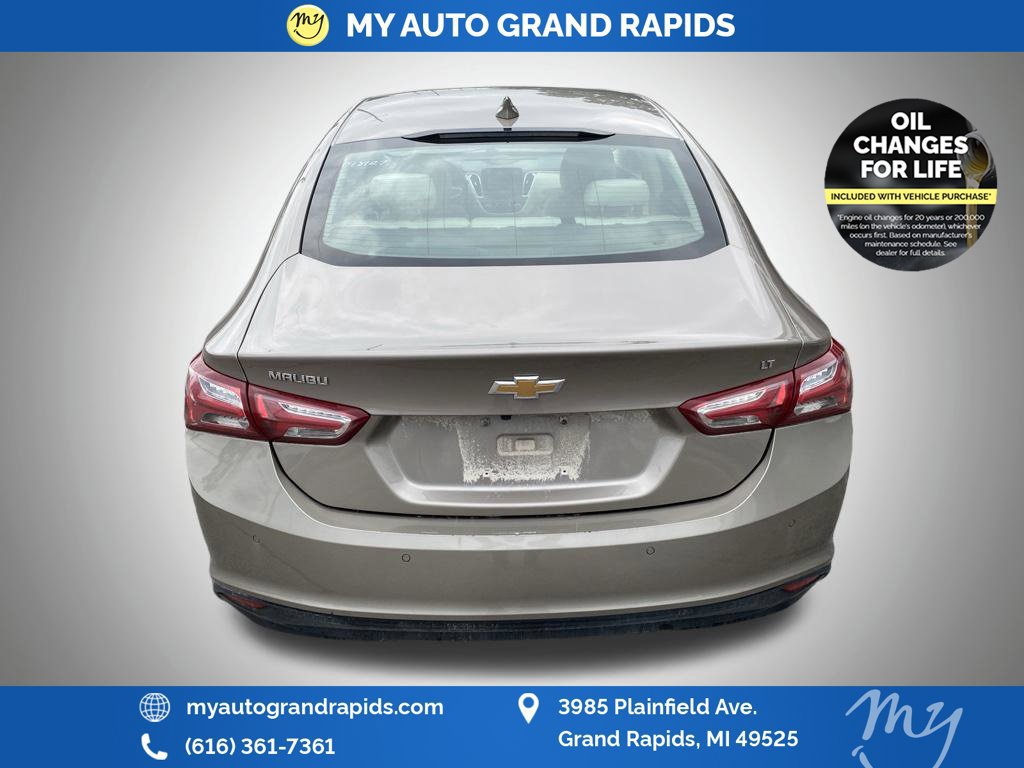 Used 2024 Chevrolet Malibu LT FWD image 7