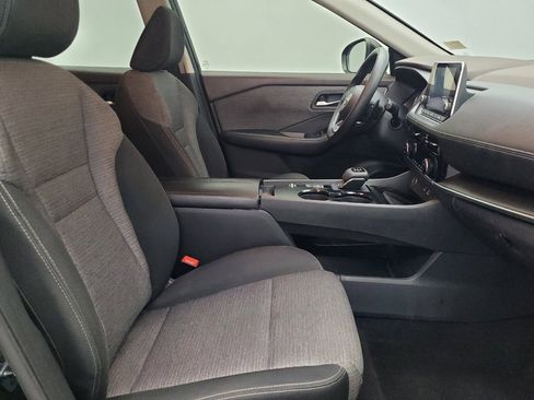 Used 2022 Nissan Rogue SV image 21