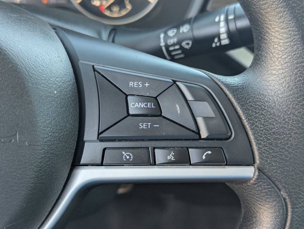 Used 2024 Nissan Altima 2.5 SV FWD image 18