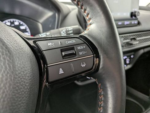 Used 2024 Honda HR-V Sport image 7