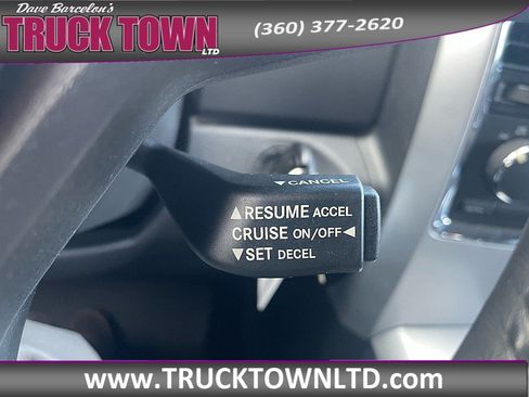 Used 2011 RAM 1500 Laramie AWD/4WD image 22
