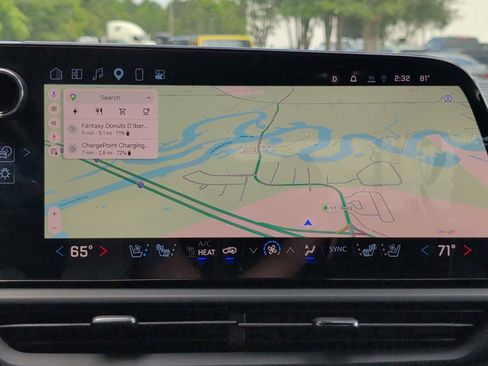 New 2025 Chevrolet Silverado EV LT AWD/4WD image 18