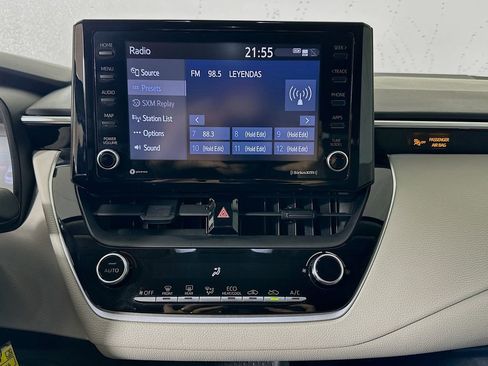 Used 2022 Toyota Corolla LE image 14