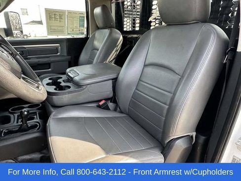 Used 2018 RAM 5500 Tradesman w/ Power & Remote Entry Group AWD/4WD image 17