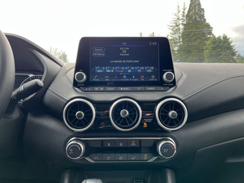 Used 2025 Nissan Sentra SV image 20