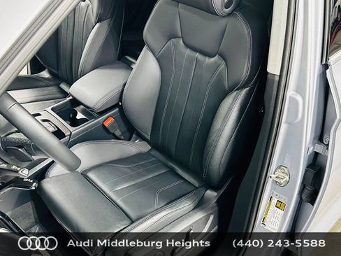 Certified 2024 Audi Q5 e Premium Plus AWD/4WD image 24