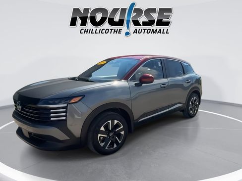 Used 2025 Nissan Kicks SV w/ Charging Package AWD/4WD image 4