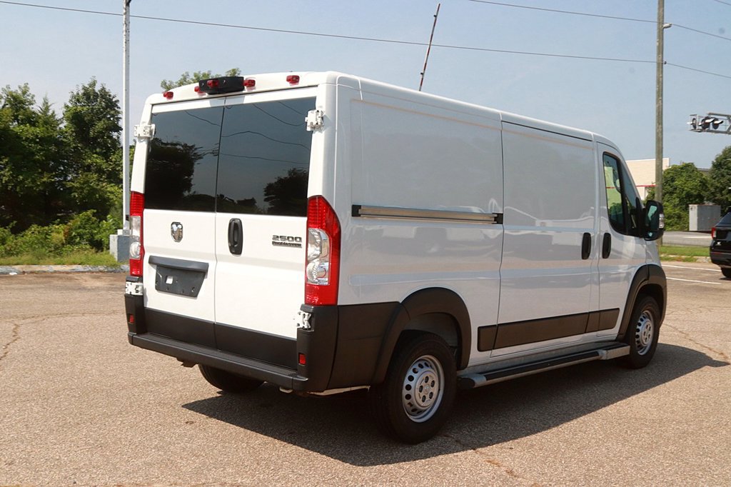 Used 2025 RAM ProMaster 2500 w/ U-Haul Equipment Group FWD image 7