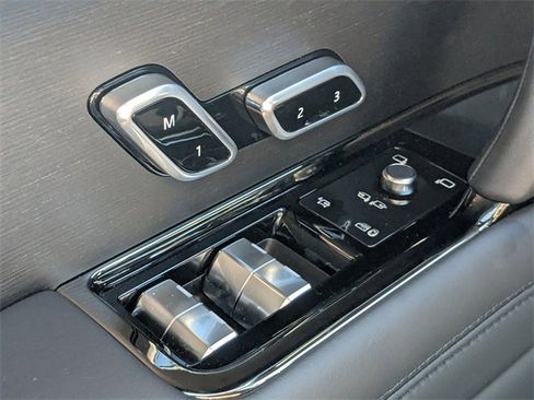 New 2025 Land Rover Range Rover Sport Dynamic SE image 17