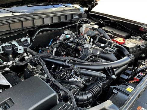 Used 2024 Ford Bronco Badlands image 30