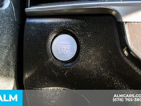 Used 2024 Kia Sorento S image 31