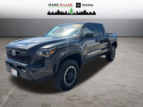 Certified 2025 Toyota Tacoma TRD Off-Road w/ TRD Off Road Premium Package AWD/4WD image 1