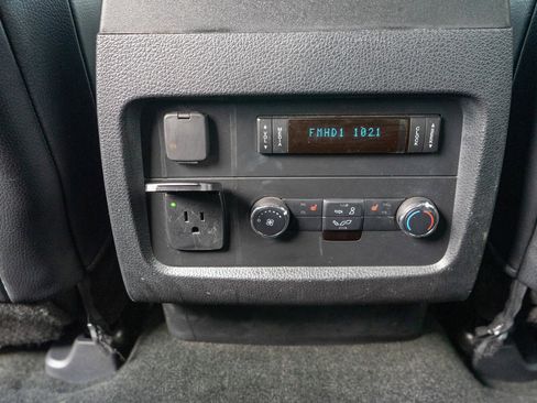 Used 2016 Ford Expedition Limited w/ Equipment Group 301A AWD/4WD image 32