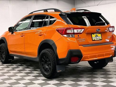 Used 2019 Subaru Crosstrek 2.0i Premium w/ Popular Package #2 AWD/4WD image 2