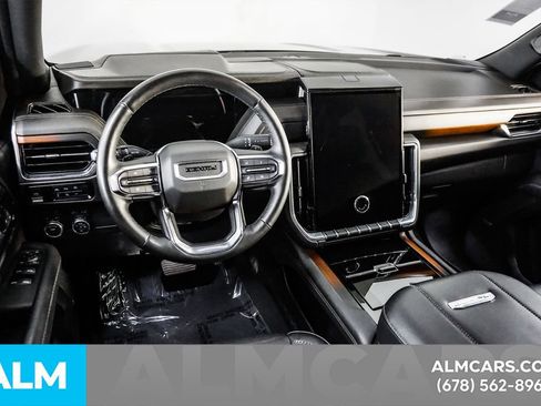 Used 2025 GMC Yukon Denali AWD/4WD image 26