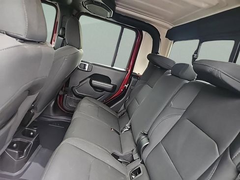 Used 2021 Jeep Gladiator Sport image 27