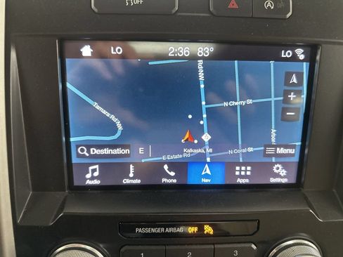 Used 2018 Ford F150 Lariat w/ Equipment Group 502A Luxury AWD/4WD image 43