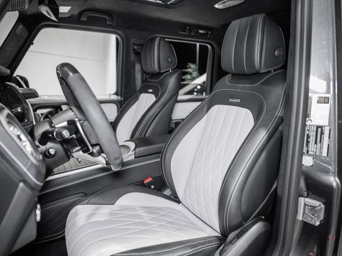 Used 2025 Mercedes-Benz G 63 AMG 4MATIC image 21