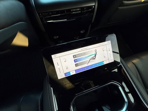 Used 2024 Jeep Grand Wagoneer Series II w/ Quick Order Packagew 28T image 27