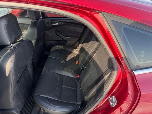 Used 2015 Ford Focus Titanium w/ Titanium Technology Package image 7