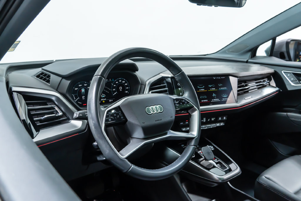 Used 2023 Audi Q4 e-tron Premium Plus AWD/4WD image 4