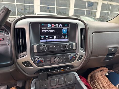 Used 2017 GMC Sierra 1500 SLT image 4