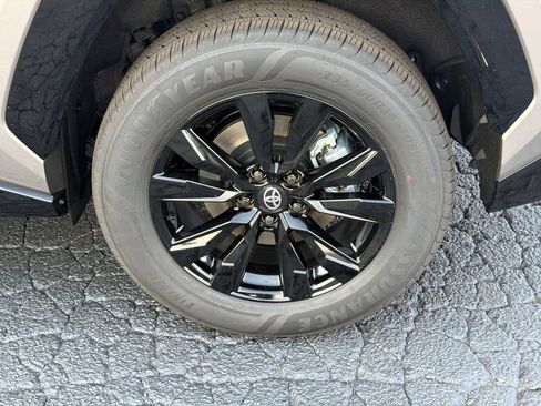 New 2026 Toyota RAV4 SE w/ Convenience Package AWD/4WD image 21