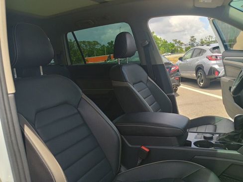 Used 2023 Volkswagen Atlas SEL Premium AWD/4WD image 28
