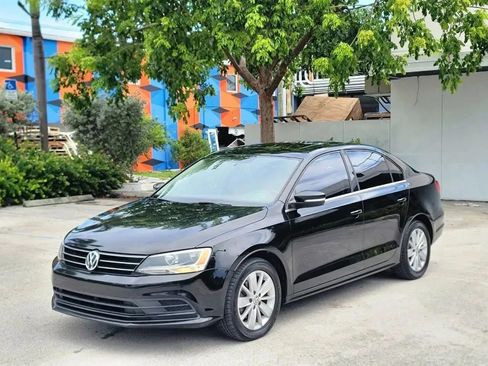 Used 2015 Volkswagen Jetta Sport FWD image 1