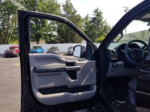 Used 2019 Ford F150 XL w/ Equipment Group 101A Mid AWD/4WD image 10