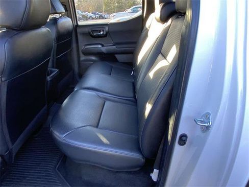 Certified 2022 Toyota Tacoma TRD Sport w/ TRD Premium Sport Package image 31