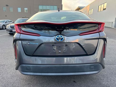 Used 2018 Toyota Prius Prime Premium w/ Carpet Mat Package image 3